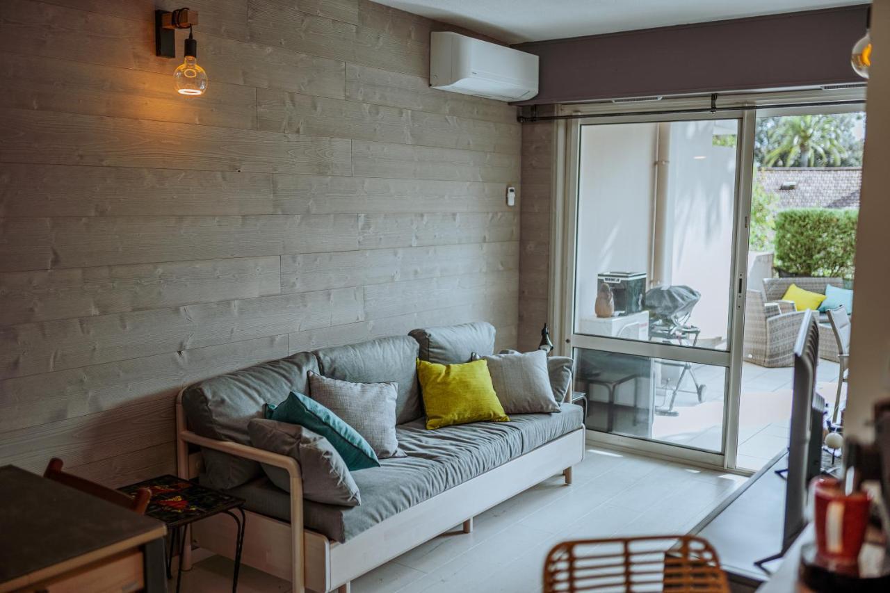 Martine & Thomas Santa Lucia Apartment Saint-Raphael  Bagian luar foto